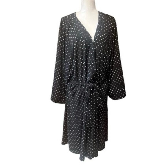 Torrid Polka Dot Faux Wrap Polka Dot Dress NWT - Picture 1 of 7